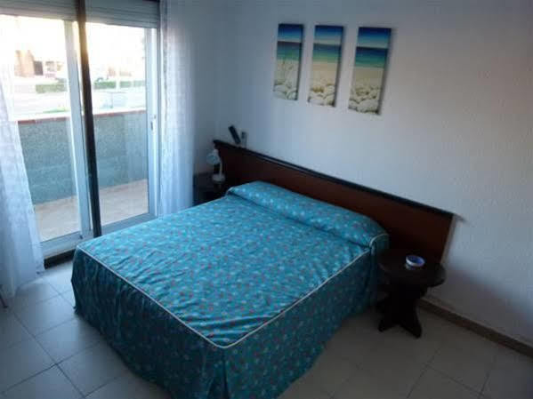 Hostal Pardo Miami Playa Exteriör bild
